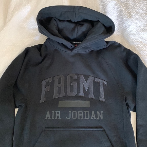 Jordan x Fragment Hoodie - Picture 3 of 8